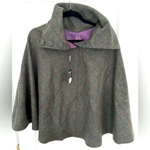 Mucros Weavers genuine wool poncho